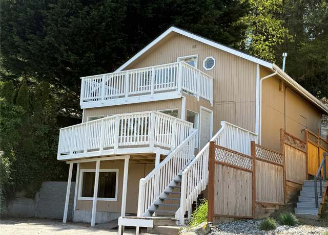 Property at 13574 S Green St, Anacortes, WA 98221, 1 bed, 1 bath