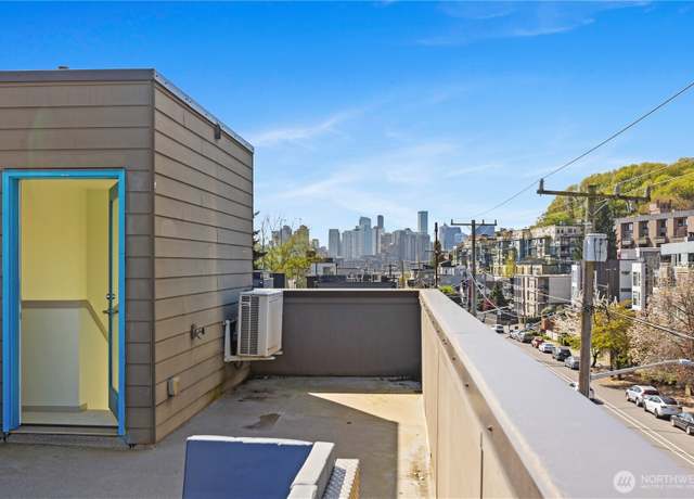 Property at 701 McGraw St, Seattle, WA 98109, 3 beds, 2.5 baths