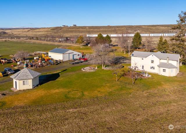 Property at 20226 NE Adrian Rd, Soap Lake, WA 98851, 3 beds, 2 baths