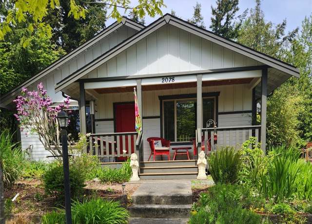 Property at 2078 11th St, Port Townsend, WA 98368, 2 beds, 1 bath