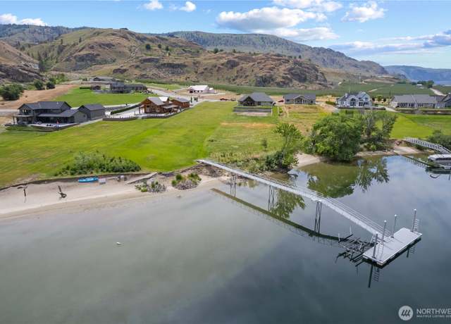 Property at 179 N Shore Dr, Orondo, WA 98843, 3 beds, 2.5 baths
