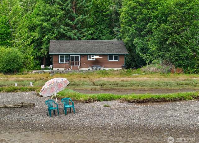 Property at 730 E North Bay Rd, Allyn, WA 98524, 3 beds, 2 baths