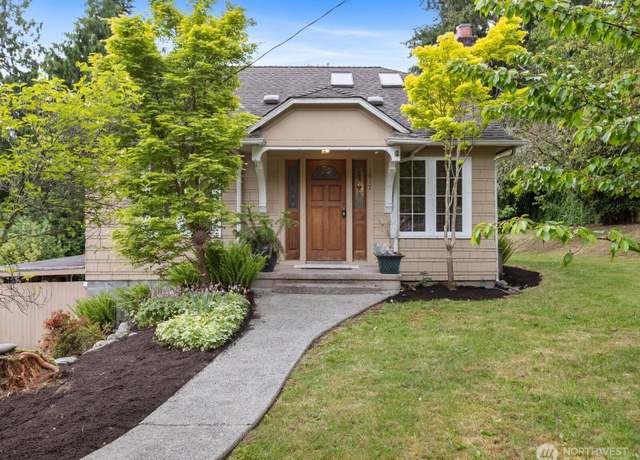 Property at 1617 N 167th St, Shoreline, WA 98133, 3 beds, 1 bath