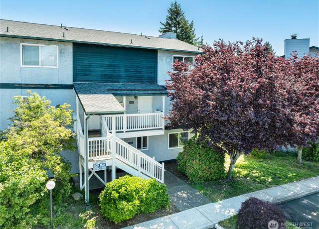 Property at 8823 Holly Dr Unit H207, Everett, WA 98208, 2 beds, 1.5 baths