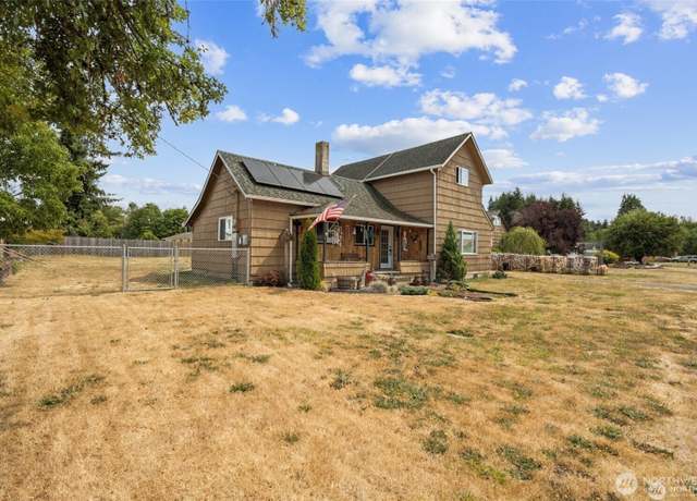 Property at 112 S 2nd St, Pe Ell, WA 98572, 3 beds, 1 bath