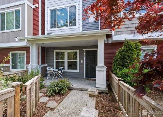 Property at 6570 High Point Dr SW Unit 3.2, Seattle, WA 98126, 2 beds, 2.5 baths