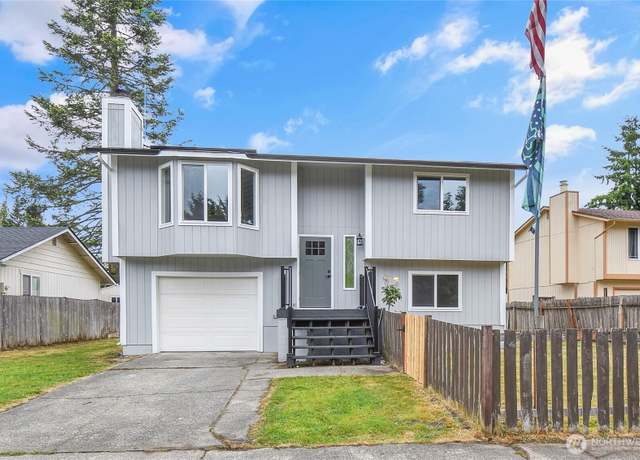 Property at 5409 105th St NE, Marysville, WA 98270, 3 beds, 2 baths