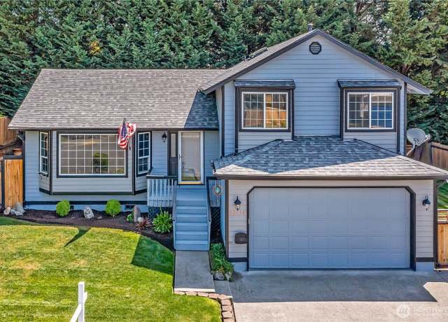 Property at 32116 Sunny Ln, Black Diamond, WA 98010, 3 beds, 2.5 baths