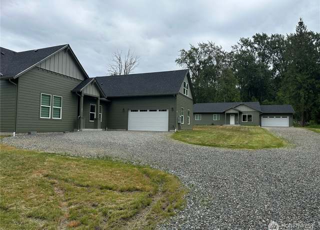 Property at 8300 Semiahmoo Dr, Blaine, WA 98230, 6 beds, 2.5 baths