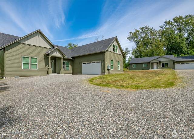 Property at 8300 Semiahmoo Dr, Blaine, WA 98230, 6 beds, 2.5 baths
