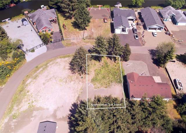 Property at 753 Island Cir, Ocean Shores, WA 98569