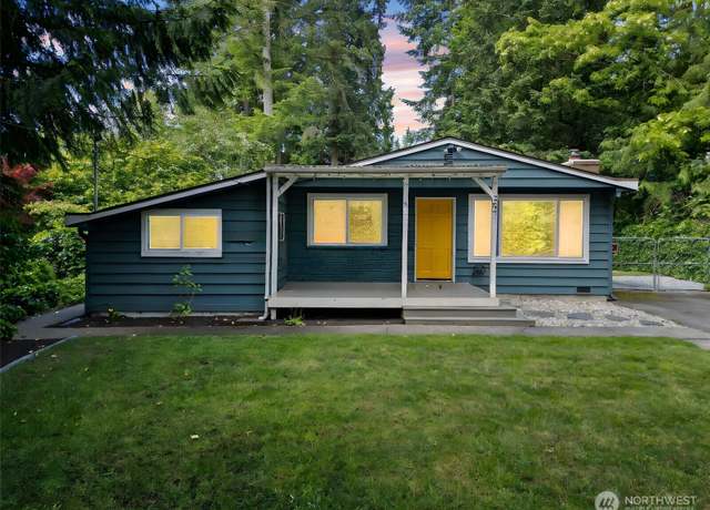 Property at 20302 52nd Ave W, Lynnwood, WA 98036, 3 beds, 1.5 baths