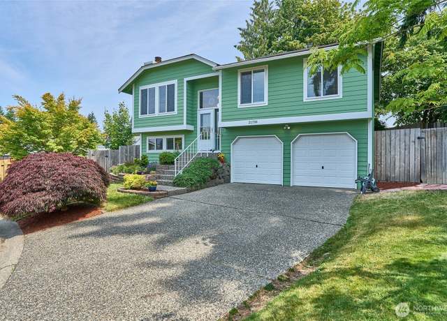 Property at 21738 121st Pl SE, Kent, WA 98031, 3 beds, 2.5 baths