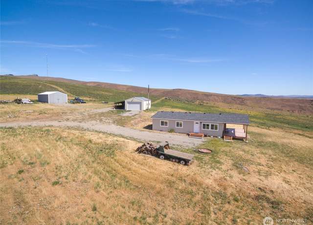 Property at 4300 Kingsbury Rd, Malaga, WA 98828, 2 beds, 2 baths