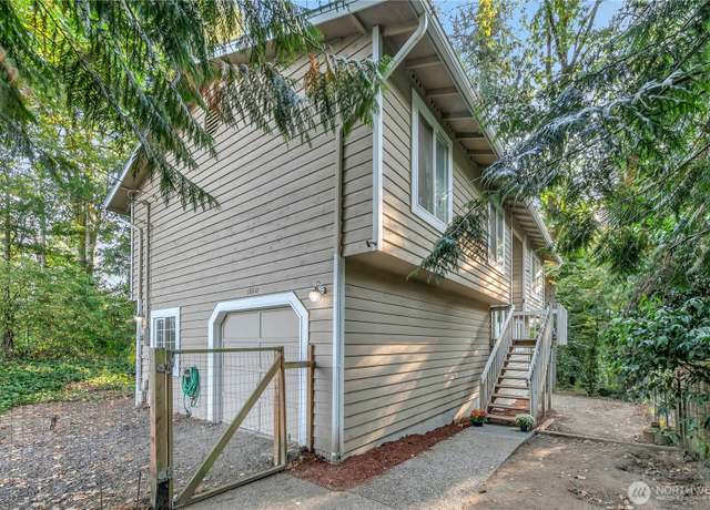 Property at 18610 5th Ave NE, Suquamish, WA 98392, 3 beds, 2 baths