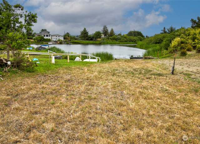 Property at 399 N Razor Clam Dr SW, Ocean Shores, WA 98569, 2 beds, 2 baths