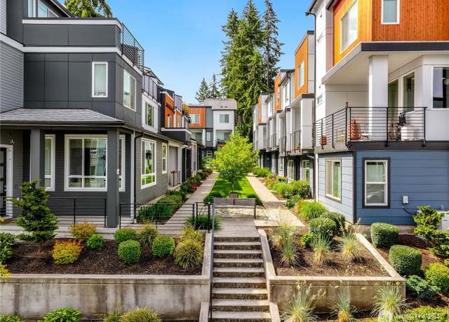 Property at 2349 N 147th St Unit B, Shoreline, WA 98133, 4 beds, 2.5 baths