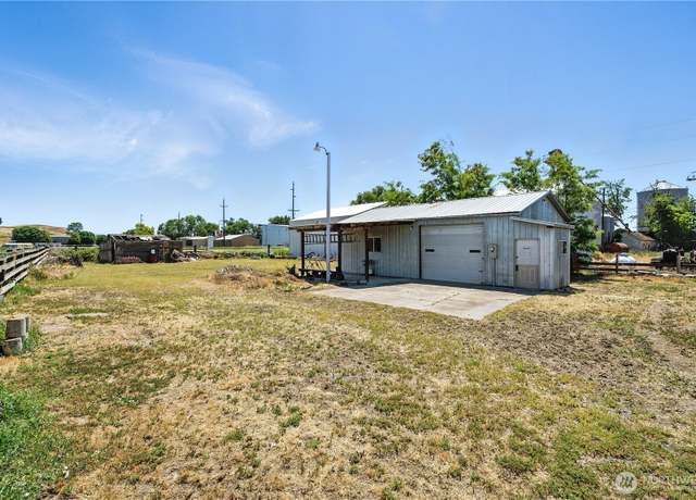 Property at 68 Marshall St, Touchet, WA 99360