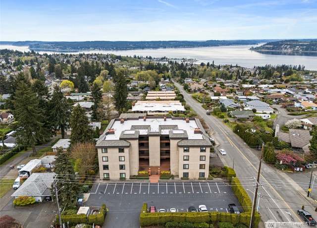 Property at 1902 Bridgeport Way SW #106, Tacoma, WA 98466, 2 beds, 2 baths