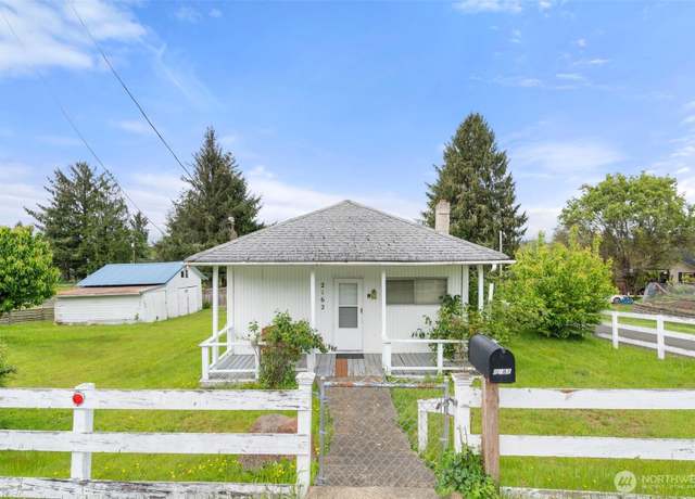 Property at 2162 Harvard St, Raymond, WA 98577, 3 beds, 1 bath