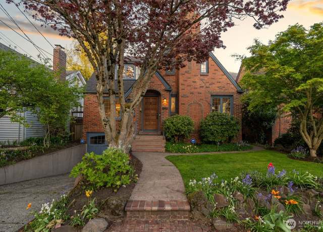 Property at 6844 31st Ave NE, Seattle, WA 98115, 3 beds, 2 baths