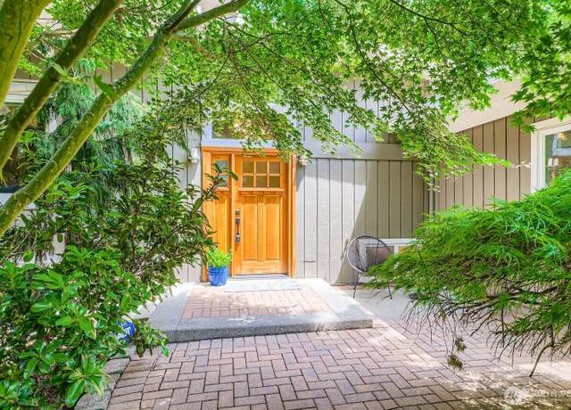 Property at 11446 Ohde Ave, Kirkland, WA 98033, 3 beds, 2.5 baths