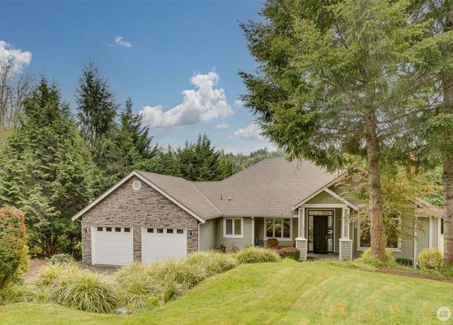 Property at 4411 221st Pl NE, Redmond, WA 98053, 4 beds, 2.5 baths