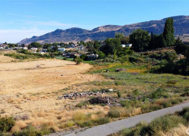 Property at 0 Riviera Blvd, Malaga, WA 98828