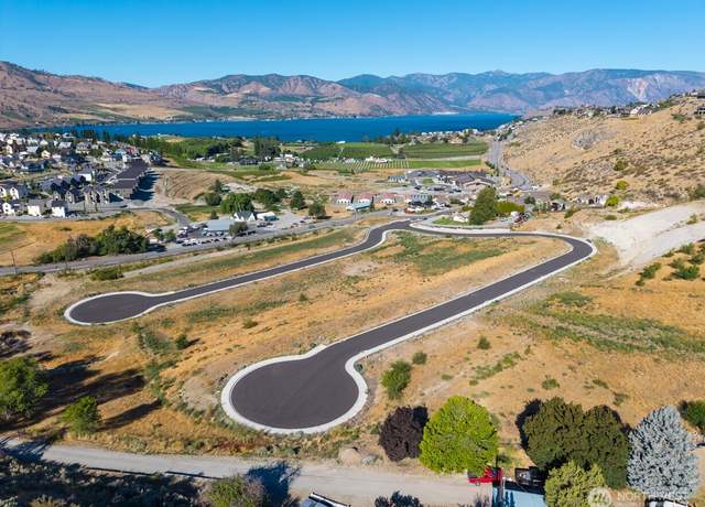 Property at 102 Cotter Rd, Chelan, WA 98816
