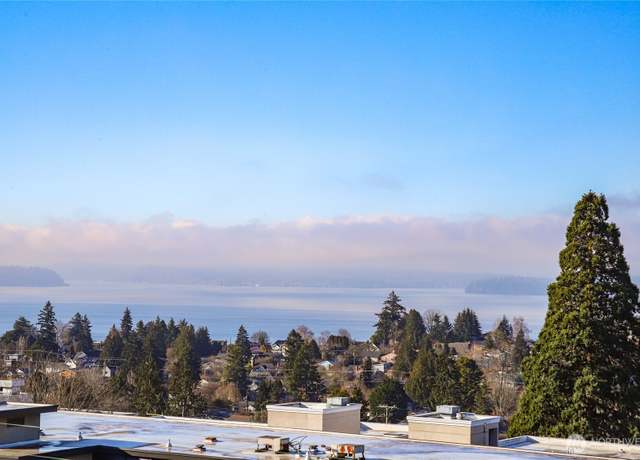 Property at 4515 44th Ave SW Unit B, Seattle, WA 98116, 3 beds, 2.5 baths
