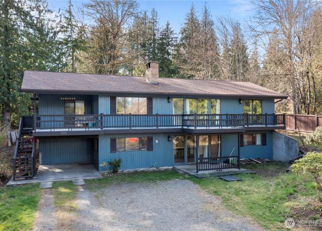 Property at 20505 12th St E, Lake Tapps, WA 98391, 4 beds, 2.5 baths