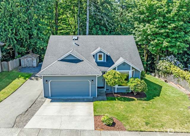 Property at 10704 25th Pl NE, Lake Stevens, WA 98258, 4 beds, 2.5 baths