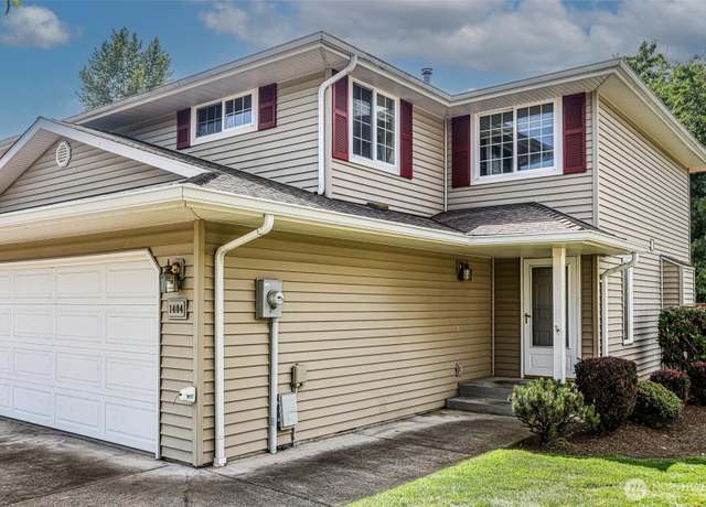Property at 1404 102nd St E, Tacoma, WA 98445, 3 beds, 2.5 baths