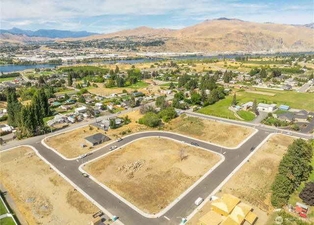 Property at 3229 NW Chadwick  (Lot 33) Loop, East Wenatchee, WA 98802