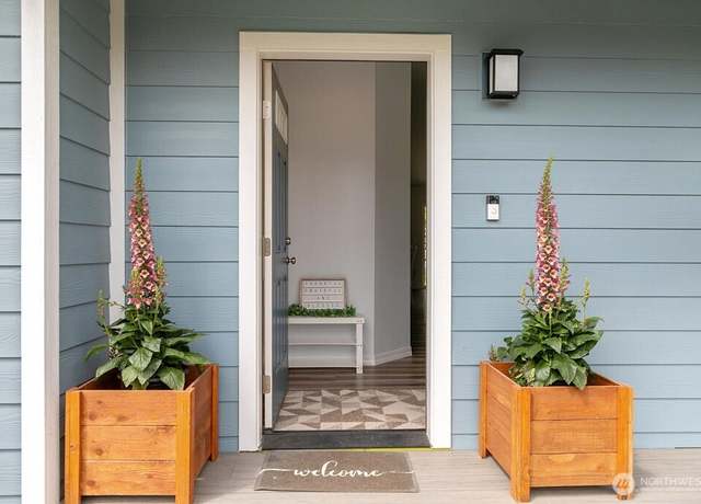 Property at 155 Baldwin Ln, Port Ludlow, WA 98365, 3 beds, 2 baths