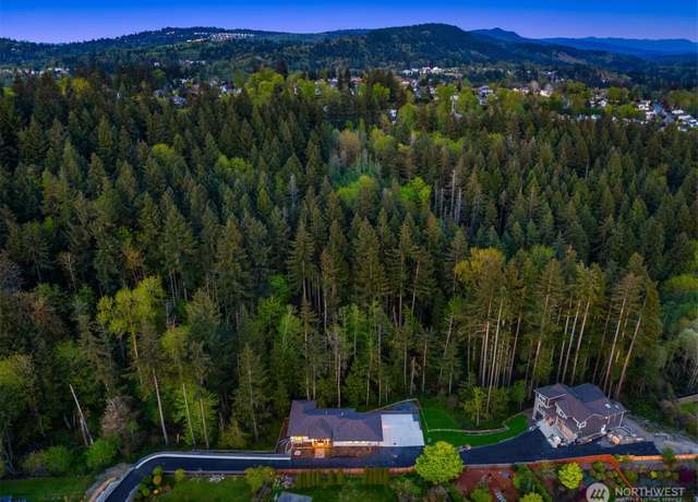 Property at 12009 SE 81st Ln, Newcastle, WA 98056, 3 beds, 2.5 baths