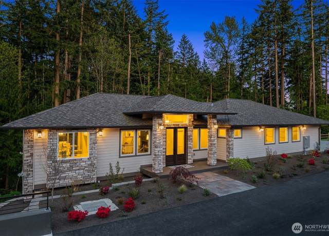 Property at 12009 SE 81st Ln, Newcastle, WA 98056, 3 beds, 2.5 baths