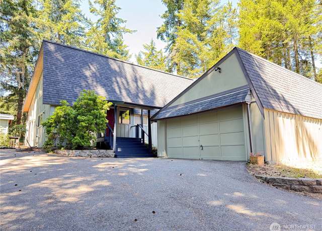 Property at 110 E Rhododendron Ln, Union, WA 98592, 3 beds, 2 baths