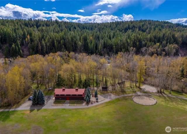 Property at 3431 Teanaway Rd, Cle Elum, WA 98922, 3 beds, 4.5 baths