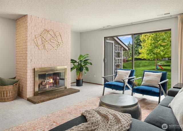 Property at 21515 4th Ave W Unit C23, Bothell, WA 98021, 2 beds, 2.5 baths