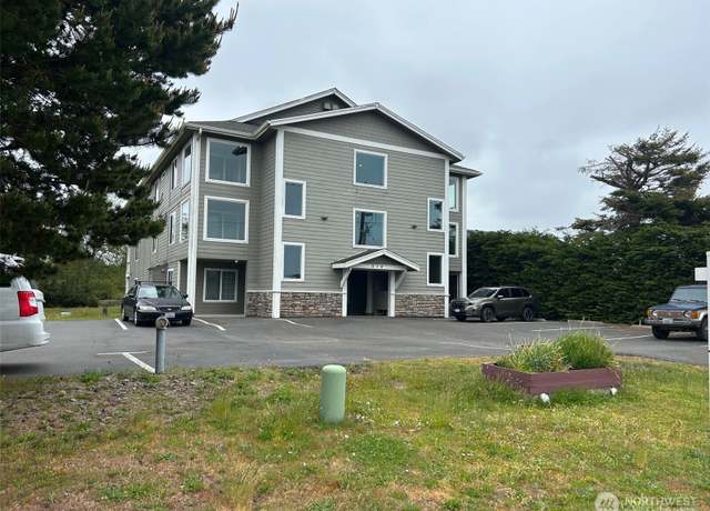 Property at 978 Point Brown Ave SE #7, Ocean Shores, WA 98569, 2 beds, 2 baths