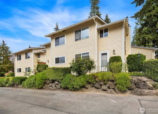 Property at 12024 101st Ave NE Unit E3, Kirkland, WA 98034, 2 beds, 1.5 baths
