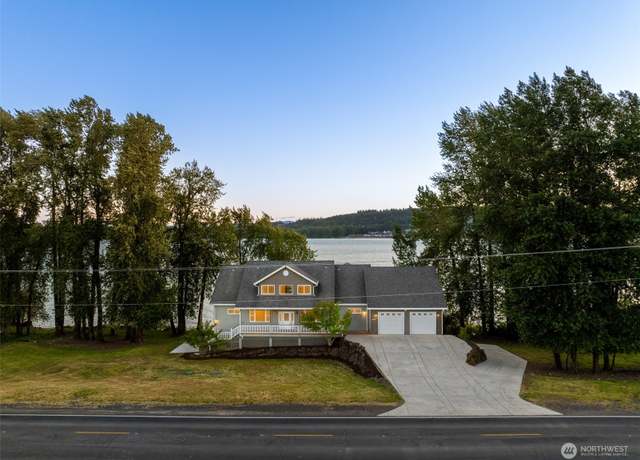 Property at 2825 Dike Rd, Woodland, WA 98674, 4 beds, 4.5 baths