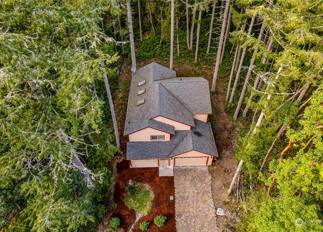 Property at 10514 Madrona Dr, Anderson Island, WA 98303, 3 beds, 3.5 baths