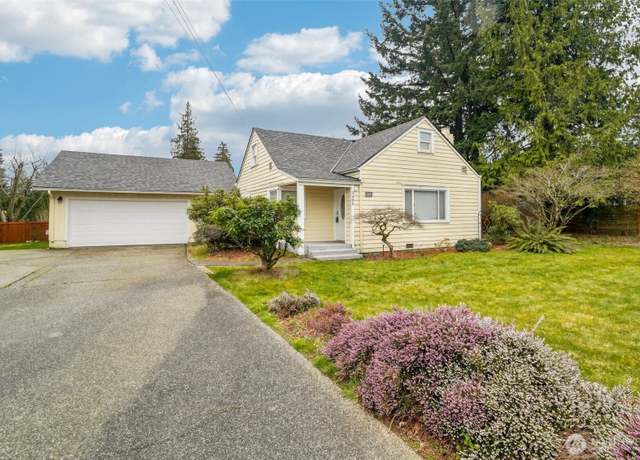 Property at 2406 100th St SE, Everett, WA 98208, 3 beds, 2 baths