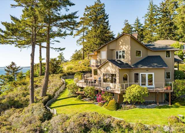 Property at 307 Lake Hancock Dr, Coupeville, WA 98239, 3 beds, 3 baths