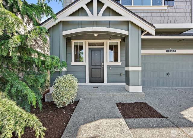 Property at 10537 185 Street Ct E, Puyallup, WA 98374, 5 beds, 3 baths