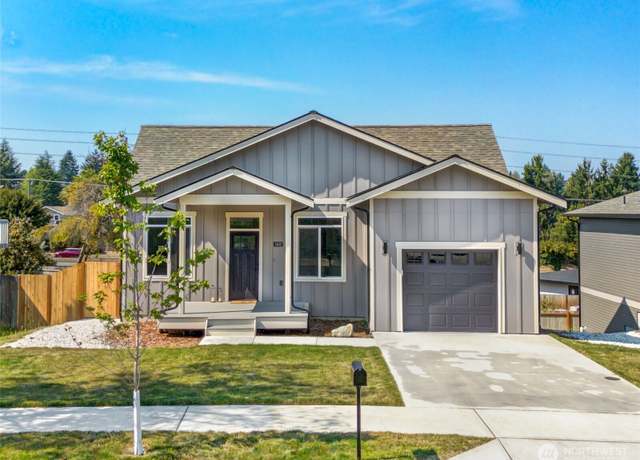 Property at 3932 N Highland St, Tacoma, WA 98407, 3 beds, 2.5 baths