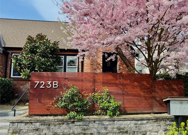 Property at 723 26th Ave Unit B, Seattle, WA 98122, 3 beds, 1 bath