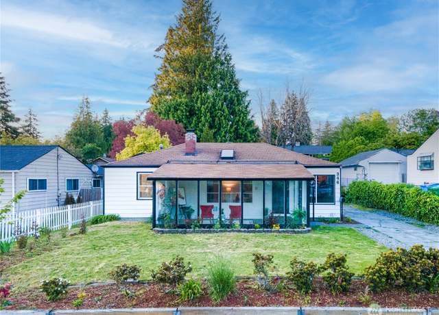 Property at 346 NE 158th St, Shoreline, WA 98155, 3 beds, 1 bath